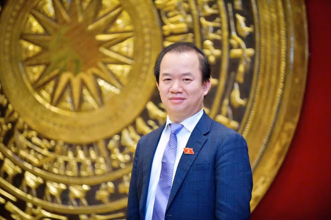 bui-hoai-son.jpg