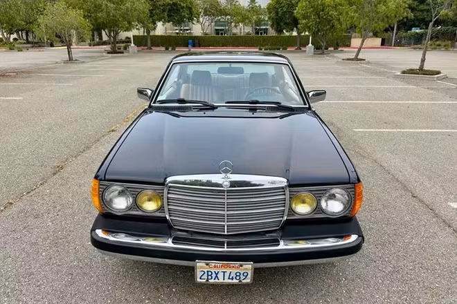 1-5896.jpg