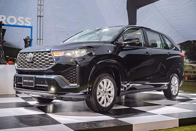 3-8378.jpg