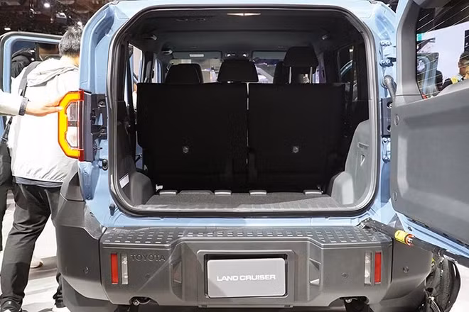 11-1299.jpg