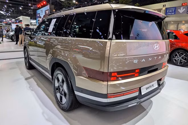 7-8405.jpg