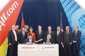 Chủ tịch nước Lương Cường chứng kiến Vietjet nhận tàu bay Boeing đầu tiên