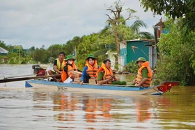 Mưa lũ sau bão số 10 Bualoi, nhiều nơi ở Nghệ An ngập ngang mái nhà