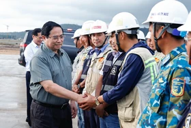 Thủ tướng kiểm tra các dự án phục vụ APEC tại Đặc khu Phú Quốc