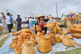 Khám phá chợ Vé Hải Phòng tìm lại nét đẹp truyền thống và ký ức quê nhà