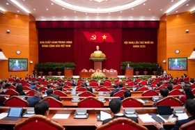 Hội nghị Trung ương 13 thống nhất nhân sự Ban chấp hành Trung ương