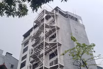Cận cảnh loạt công trình vi phạm xây dựng bị “điểm mặt” ở Hà Nội