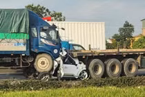 2 người tử vong trong vụ tai nạn liên hoàn trên QL5 qua Hải Phòng