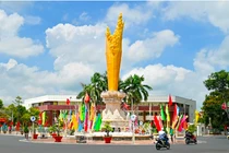 Tiến sĩ Luật Nguyễn Quỳnh Liên bắt đầu tiếp xúc cử tri tại An Giang từ ngày 2/3