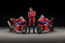 Ra mắt Honda CBR1000RR-R Fireblade SP Dean Harrison Edition giới hạn 12 xe