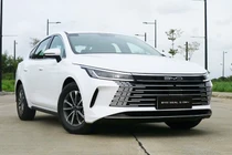 BYD Seal 5 chưa đến 300 triệu tại Trung Quốc sắp bán ở VIệt Nam có gì?