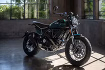 Ngắm Ducati Scrambler Nightshift 2026 màu độc, khoảng 340 triệu đồng