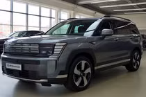 Hyundai SantaFe facelift 2027 tiếp tục lộ diện, hé lộ thiết kế