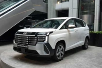 Tận thấy Hyundai Stargazer 2026 "bằng xương bằng thịt" tại Việt Nam