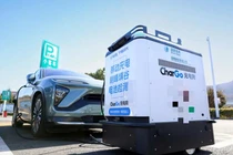 Robot sạc tự hành - xóa bỏ nỗi lo hạ tầng xe điện tại chung cư cũ