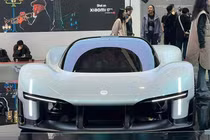 Xiaomi ra mắt siêu xe điện Vision GT tại MWC 2026