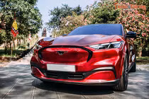 Ngắm Ford Mustang Mach-E chính hãng Việt Nam, giá 2,599 tỷ đồng