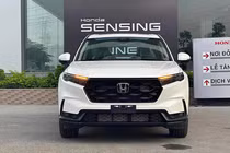 Honda CR-V đang được giảm đến hơn 120 triệu đồng để xả hàng tồn