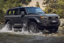 Toyota Land Cruiser Prado 2026 nâng cấp loạt tính năng chống trộm mới
