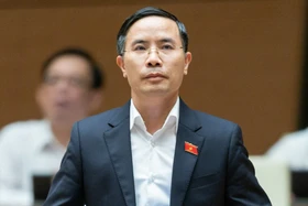 Phê chuẩn chức Chủ tịch UBND TP Đà Nẵng với ông Phạm Đức Ấn