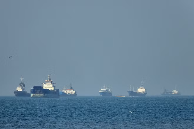 ap26124409783973.jpg