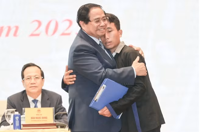 anh-chup-man-hinh-2025-12-25-luc-083533.png