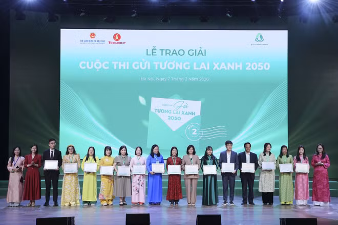 anh-2-giai-tap-the.jpg