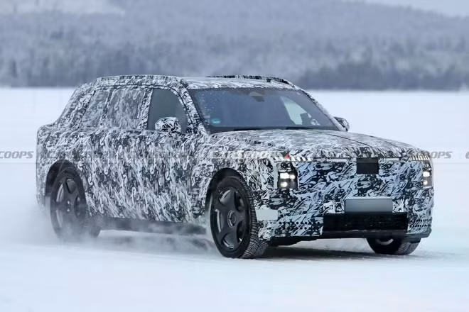 rolls-royce-cullinan-ev-testing-1.jpg