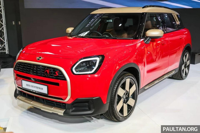 mini-countryman-s-fiery-stallion-edition-1.jpg