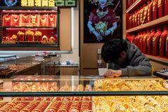 14 cửa hàng vàng Trung Quốc bị phát hiện 'chia nhỏ doanh thu' để trốn thuế