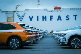 VinFast vượt mốc 100.000 ôtô bán ra tại Việt Nam sau 9 tháng