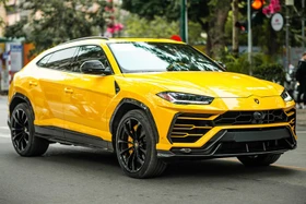 Lamborghini Urus tại Việt Nam nguy cơ bung ca-pô khi đang chạy