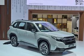 Subaru Forester 2.5 i-S EyeSight chốt giá 2,1 tỷ đồng tại Đông Nam Á