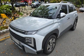 Hyundai Venue 2026 lộ diện không che chắn trên đường phố