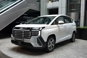 Tận thấy Hyundai Stargazer 2026 "bằng xương bằng thịt" tại Việt Nam