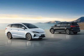 BYD M6 cán mốc 1.000 xe lăn bánh tại Việt Nam