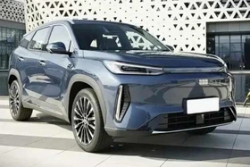 Geely Galaxy M7 ra mắt - SUV cỡ trung "uống" chỉ 3,35 lít xăng/100 km