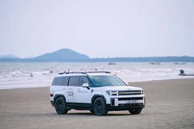 Đánh giá Hyundai Santa Fe - bùng nổ với động cơ gần 300 mã lực