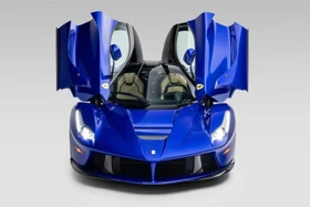 Siêu xe Ferrari LaFerrari chạy 11 năm, odo gần 5.250 km rao bán 118 tỷ đồng