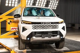 Toyota Hilux 2026 sắp về Việt Nam đạt chuẩn an toàn 5 sao ANCAP