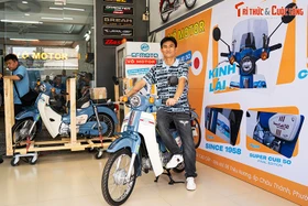 Cận cảnh Honda Super Cub 50 đặc biệt không dưới 100 triệu tại Việt Nam