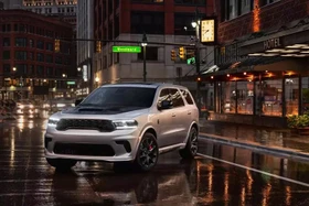 Dodge Durango SRT Hellcat 2026 nếu về Việt Nam giá tới gần 8 tỷ đồng