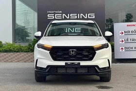 Honda CR-V đang được giảm đến hơn 120 triệu đồng để xả hàng tồn