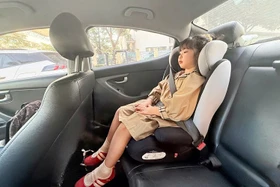 Đại biểu Quốc hội đề nghị miễn quy định ghế trẻ em cho xe taxi