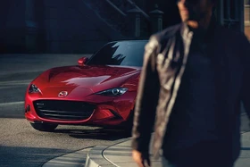 Mazda MX-5 mui trần lộ diện tại Việt Nam, liệu có mở bán chính thức?