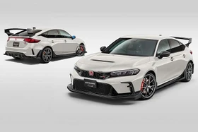 Bộ bodykit Mugen của Honda Civic Type R đắt hơn tiền mua xe mới