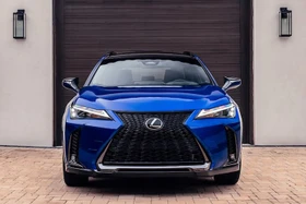 Lexus UX 2026 thế hệ mới ra mắt - nâng cấp trang bị, giá tăng nhẹ