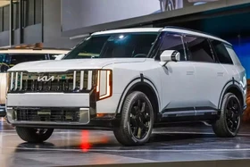 Ra mắt Kia Telluride 2027 - hầm hố như Range Rover, thêm động cơ hybrid
