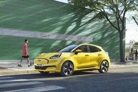 Ford Puma Gen-E 2026 ra mắt - SUV điện cỡ nhỏ sạc đầy chạy 550 km