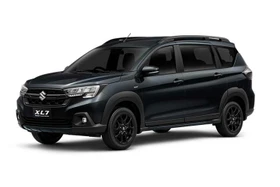 Suzuki XL7 Hybrid Black Edition 2026 nâng cấp trang bị, từ 685 triệu đồng